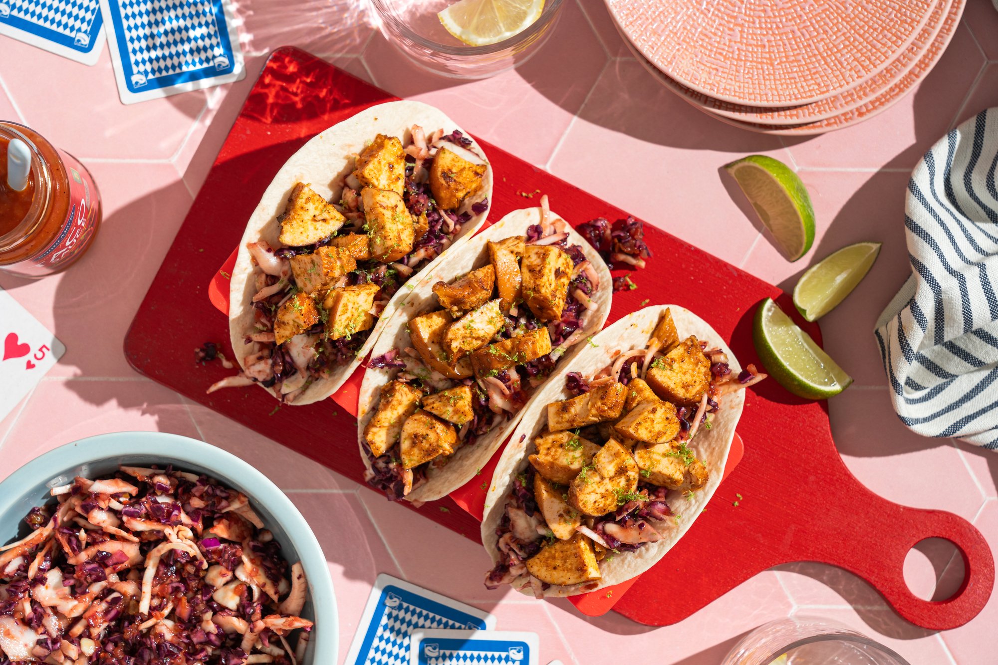 Taco's met limoen-kip en koolsalade